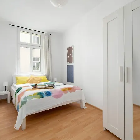 公寓 Cozy In The Center Near The Old Market Square By Renters *