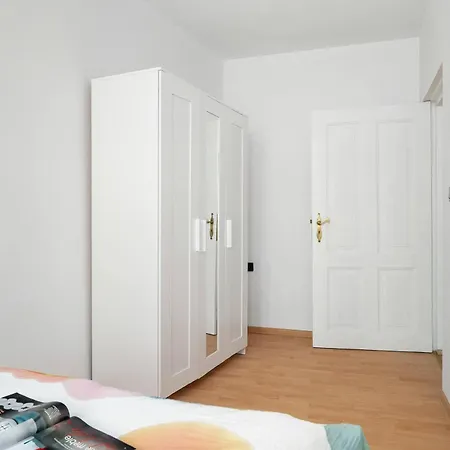 公寓 Cozy In The Center Near The Old Market Square By Renters *