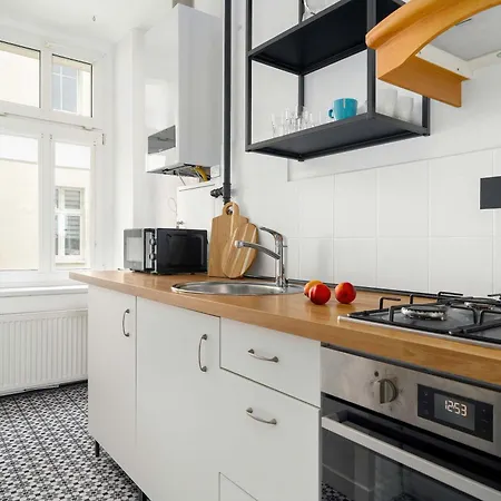 Cozy In The Center Near The Old Market Square By Renters Apartment Posen